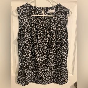 Calvin Klein - sleeveless giraffe print top - XL